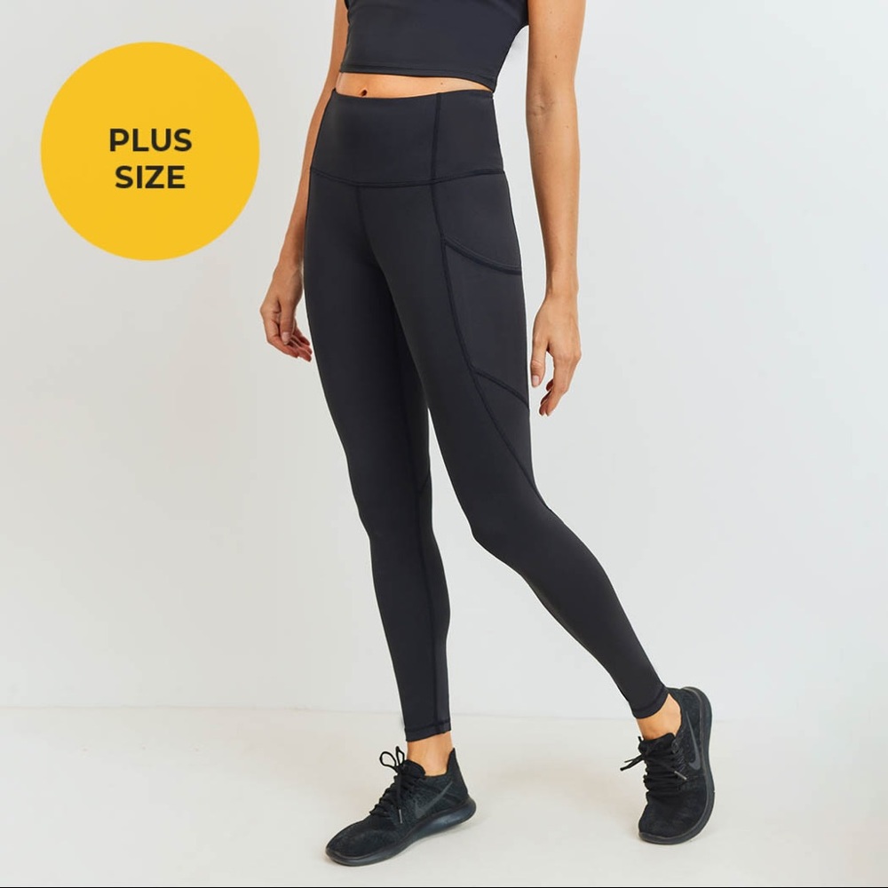 NWT!💕 Solid & Slanted Panel Highwaist Leggings - Picture 5 of 11